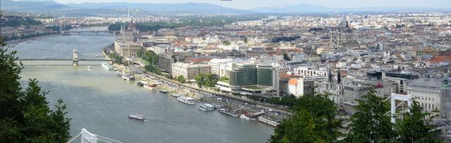 28 Budapešť z Gellértu, 05.07.11